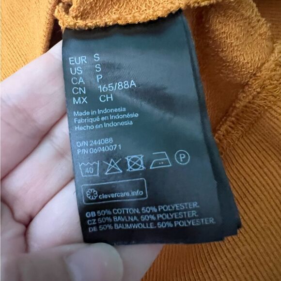 Mickey Mouse Logo Crewneck Sweatshirt Divided Mustard Yellow Size Small - Picture 5 of 6